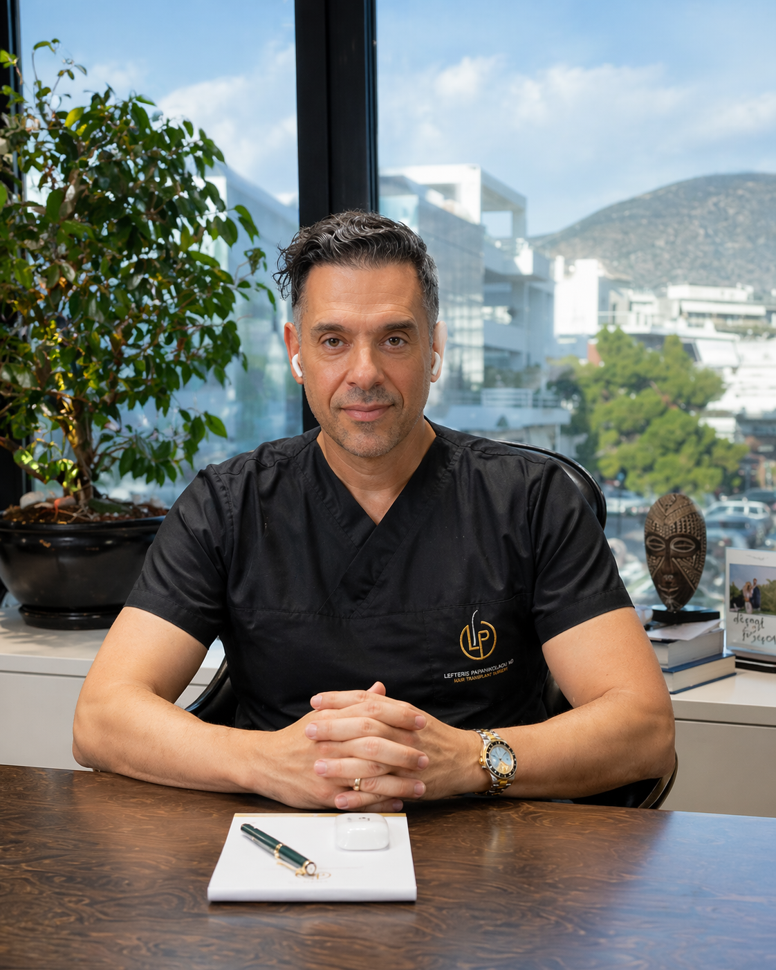 Dr. Lefteris Papanikolaou